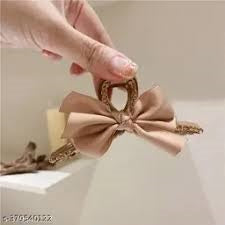 glimm Plastic Beige Hair Claw with Bowknot Shape Elegant Hairpins for Women and girls Hair Supplies