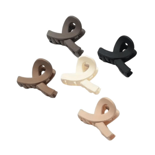 glimm Colorful Mini Hair Claw Clips – Stylish & Durable 3cm Clutcher Set (Pack of 6) | Trendy Plastic Cross Hair Clips for Girls & Women’s Everyday Hair Styling Accessories (random color)
