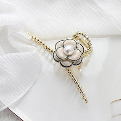 Glimm flower metal gold hair claw clips with white pearl elegant design non-slips large hair clamp clips for women hair accessories camellia hair barrette ornaments set of 1