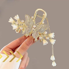 Glimm Metal Butterfly With Pearl/Hair Claw Korean Style (Golden Colour) pack of 1